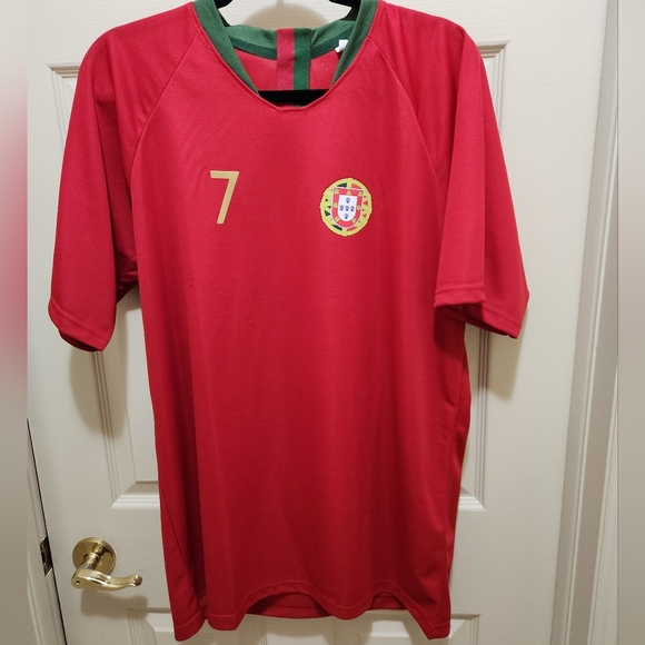 Portugal Soccer Jersey Ronaldo - Picture 3 of 4